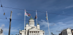 kestävän kehityksen liput liehuvat tuomiokirkon saloissa