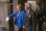 Presidentti Tarja Halonen ja professori Arajärvi.