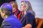 Jutta Urpilainen puhuu seminaarissa